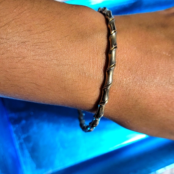 2/25 Vintage 90s Bamboo Faux Gold Bracelet - Picture 1 of 2